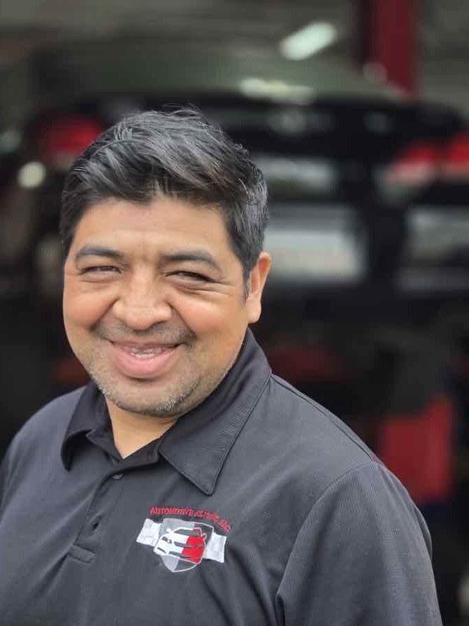 Hector Hernandez, Shop Foreman at Automotive Solutions